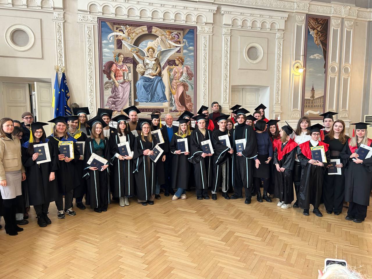 Випускникам ВПІ вручили дипломи магістрів